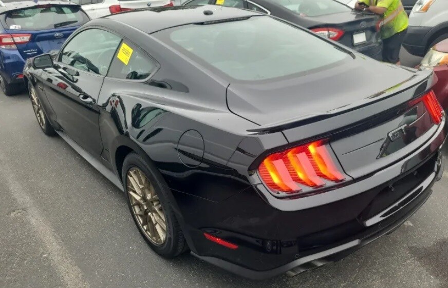 2019 Ford Mustang GT photo 2