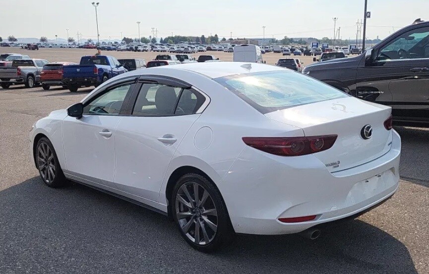 2021 Mazda Mazda3 Premium photo 2