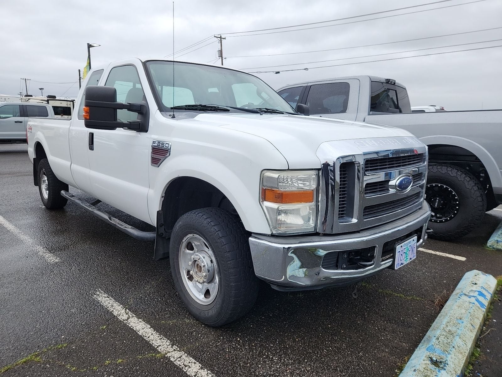 Used 2008 Ford F-250 Super Duty XLT with VIN 1FTSX21R98EA53727 for sale in Aumsville, OR