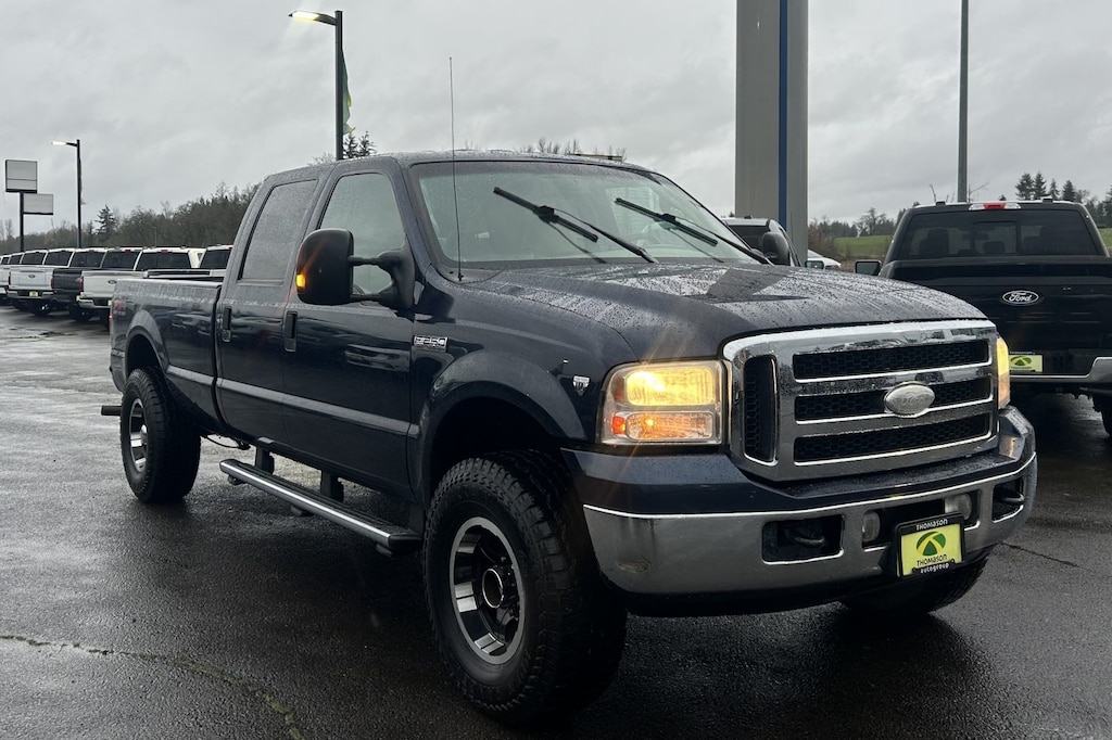 Used 2006 Ford F-250 Truck Crew Cab