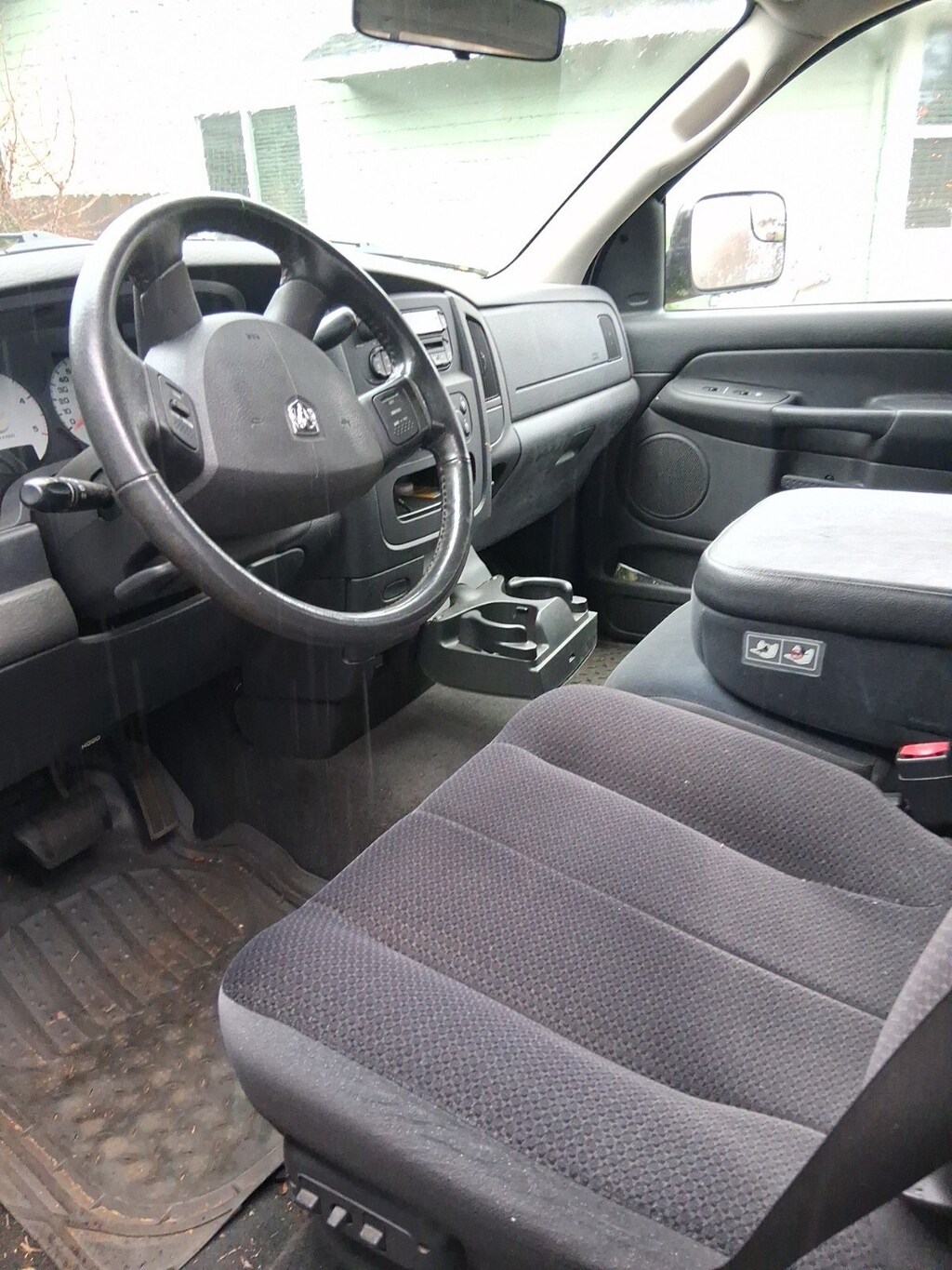 Used 2005 Dodge Ram 3500 SLT/Laramie Truck Quad Cab