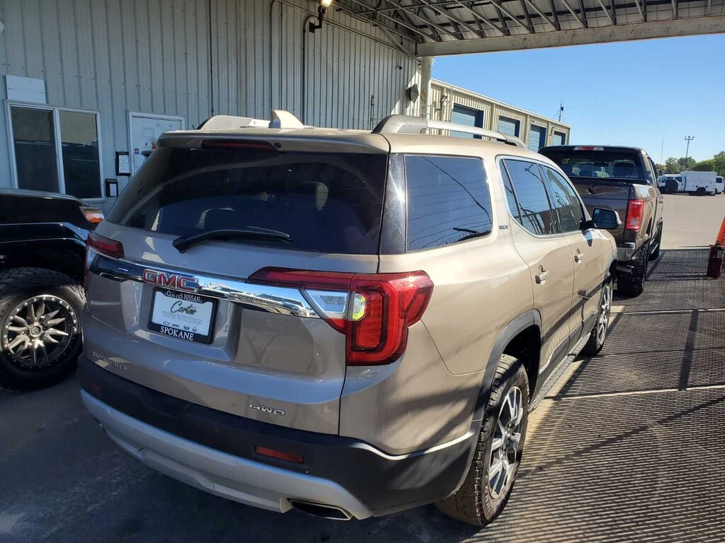 Used 2023 GMC Acadia SLT SUV