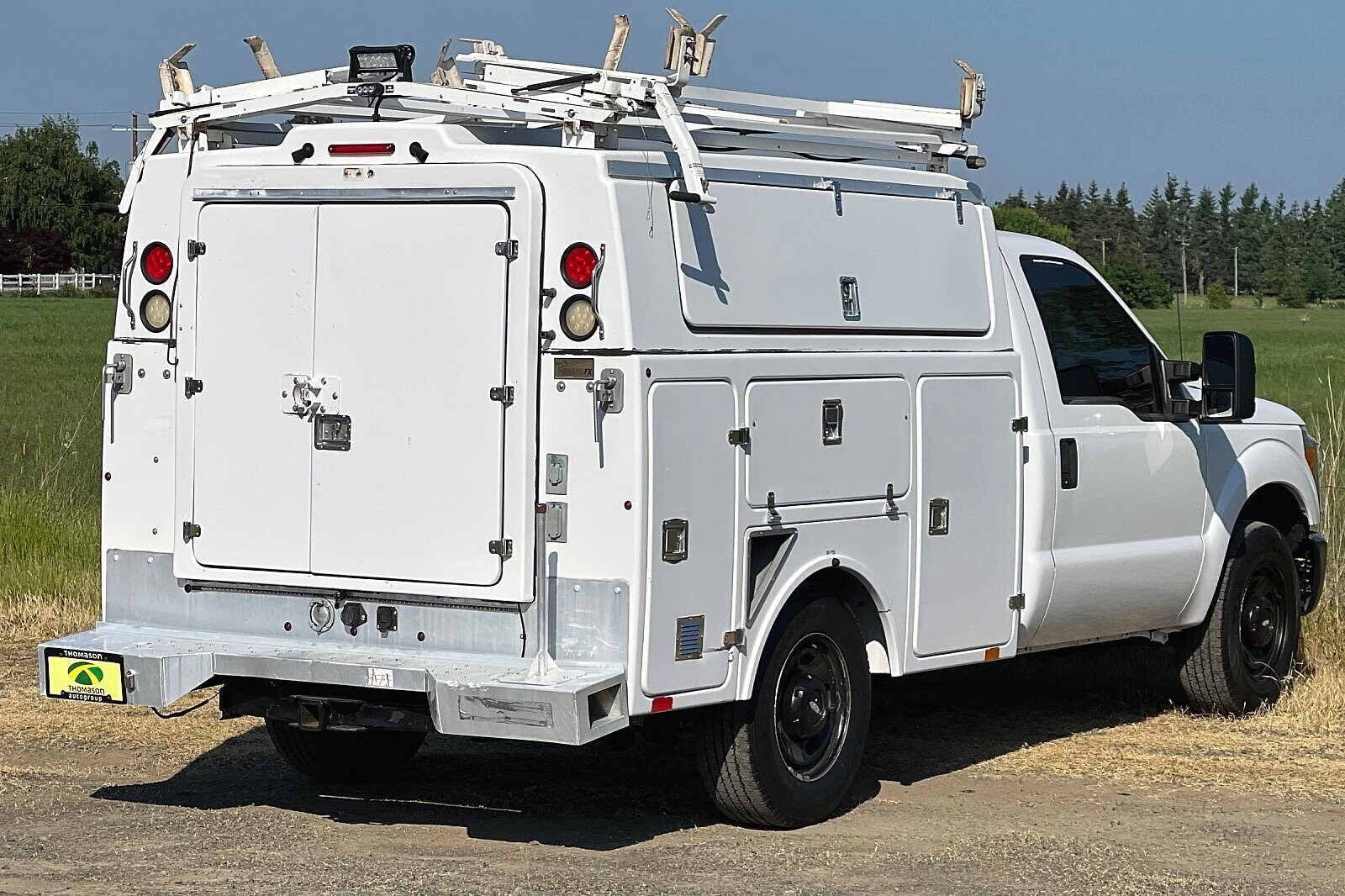 2013 Ford F-350 XL photo 3