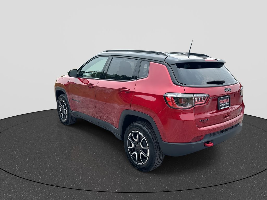 2025 Jeep Compass Trailhawk - Photo 6