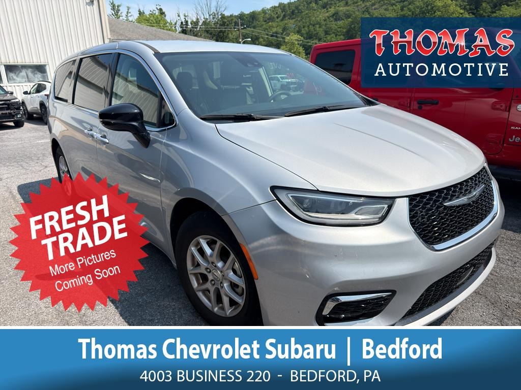 Used 2024 Chrysler Pacifica Touring L Van Passenger Van