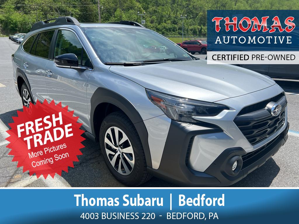 2025 Subaru Outback Premium's photo