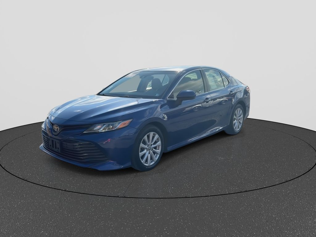 Used 2018 Toyota Camry LE Sedan