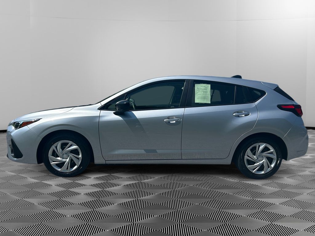 2024 Subaru Impreza Base photo 4