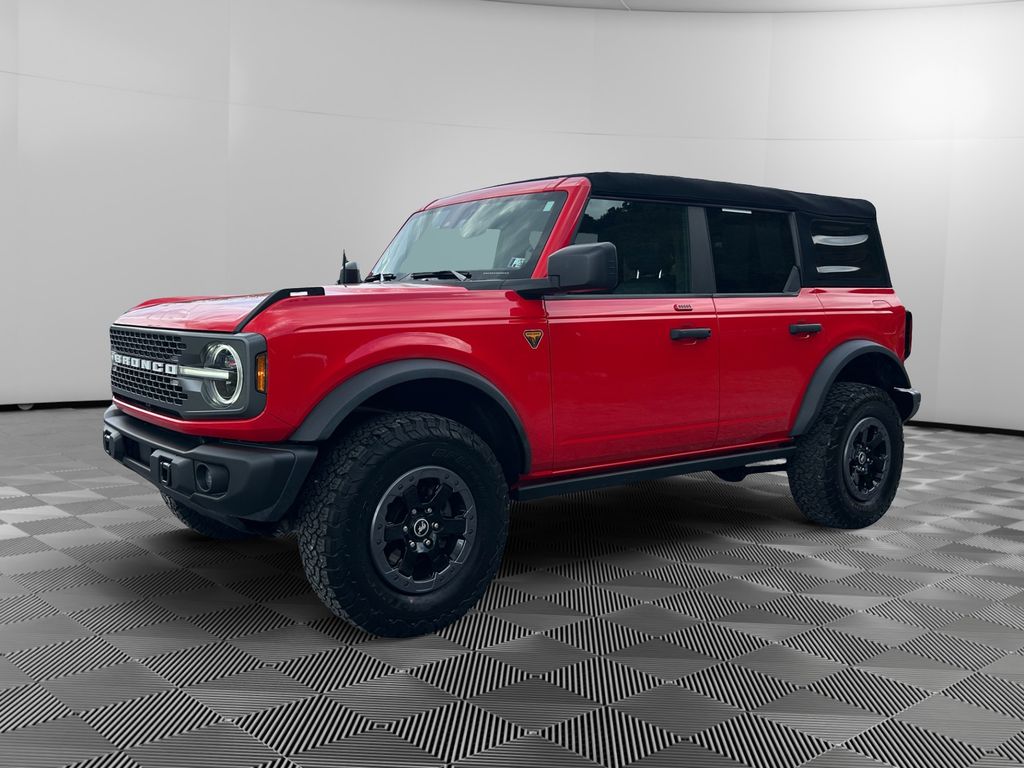 2023 Ford Bronco Badlands photo 3