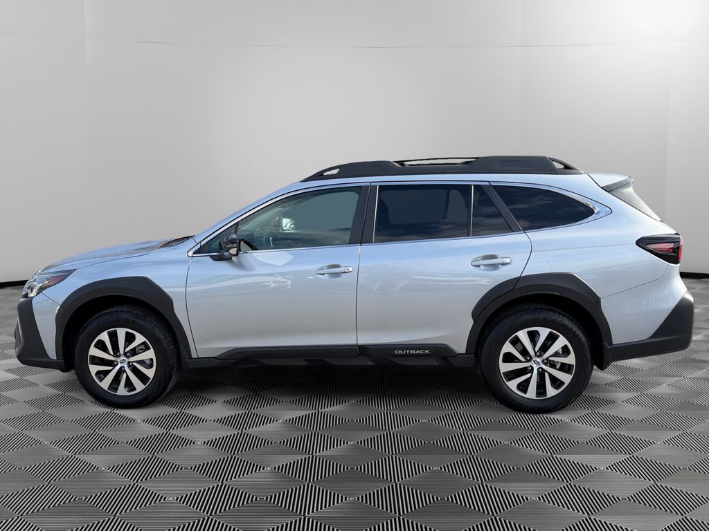 2025 Subaru Outback Premium photo 3