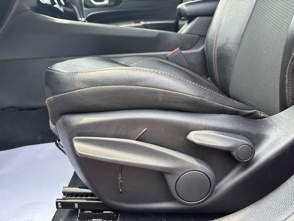 2025 Jeep Compass Trailhawk - Photo 16
