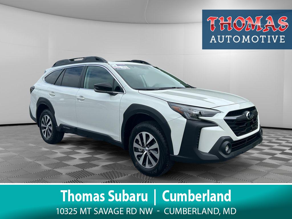 2025 Subaru Outback Premium's photo