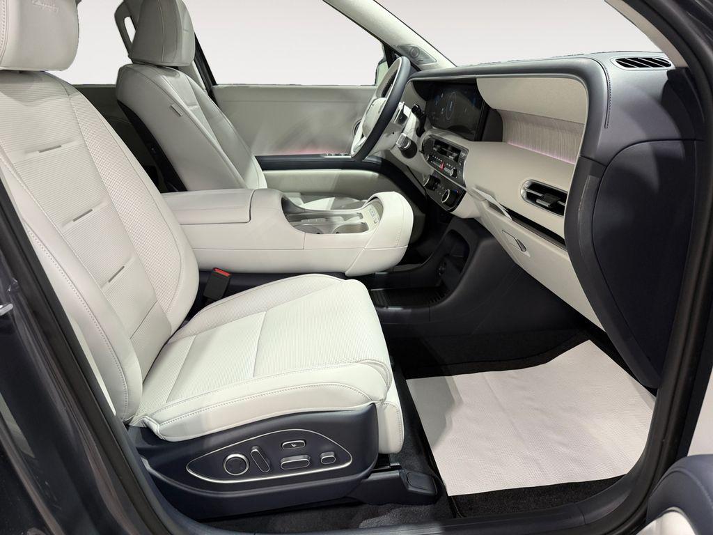 2026 Hyundai Palisade Calligraphy - Photo 22