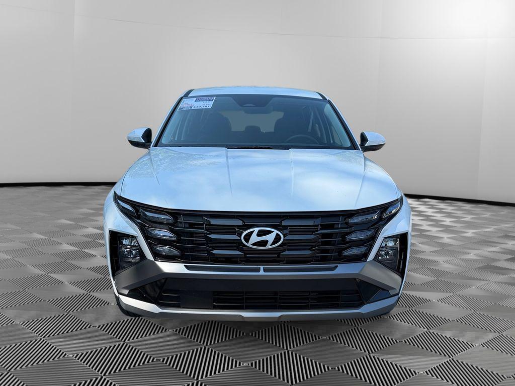 2025 Hyundai Tucson SE photo 2