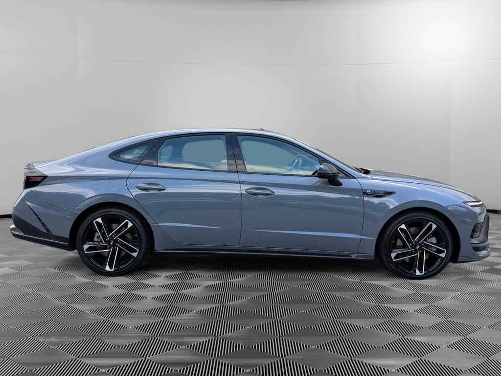 2026 Hyundai Sonata N Line - Photo 8