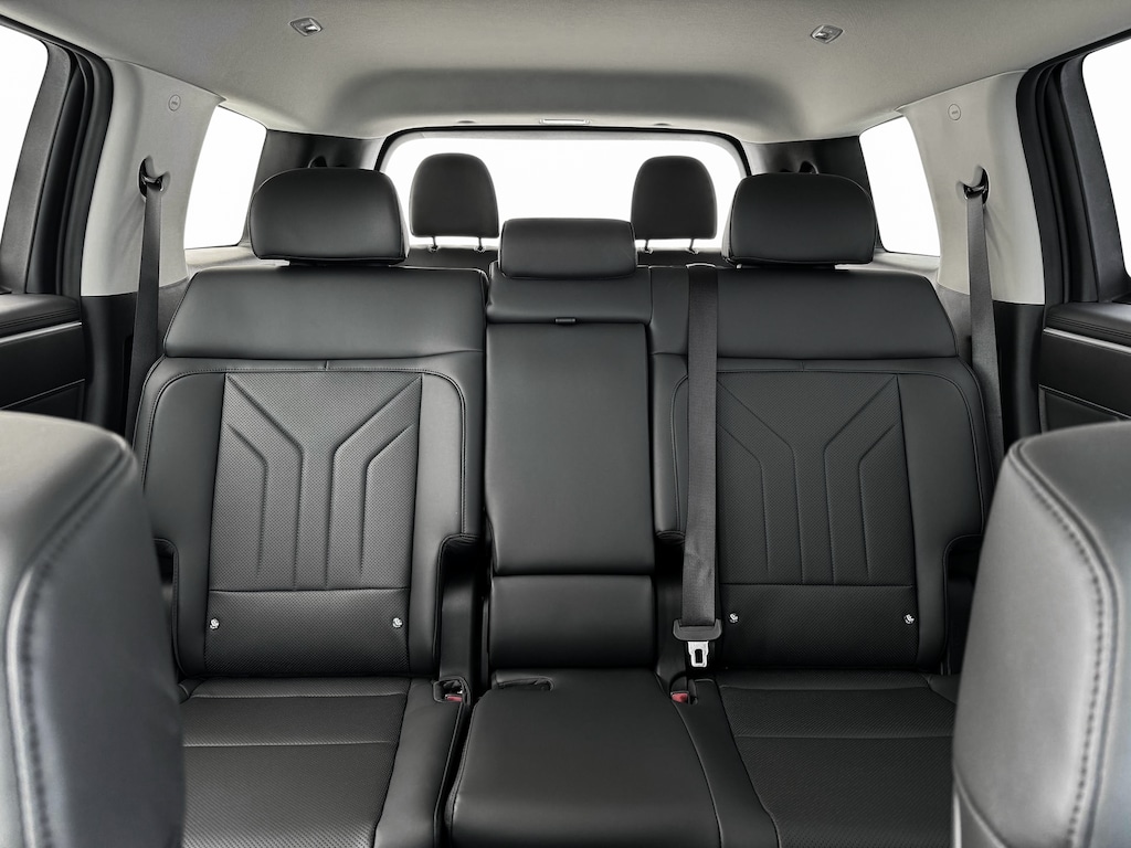 2026 Hyundai Santa Fe SEL photo 3