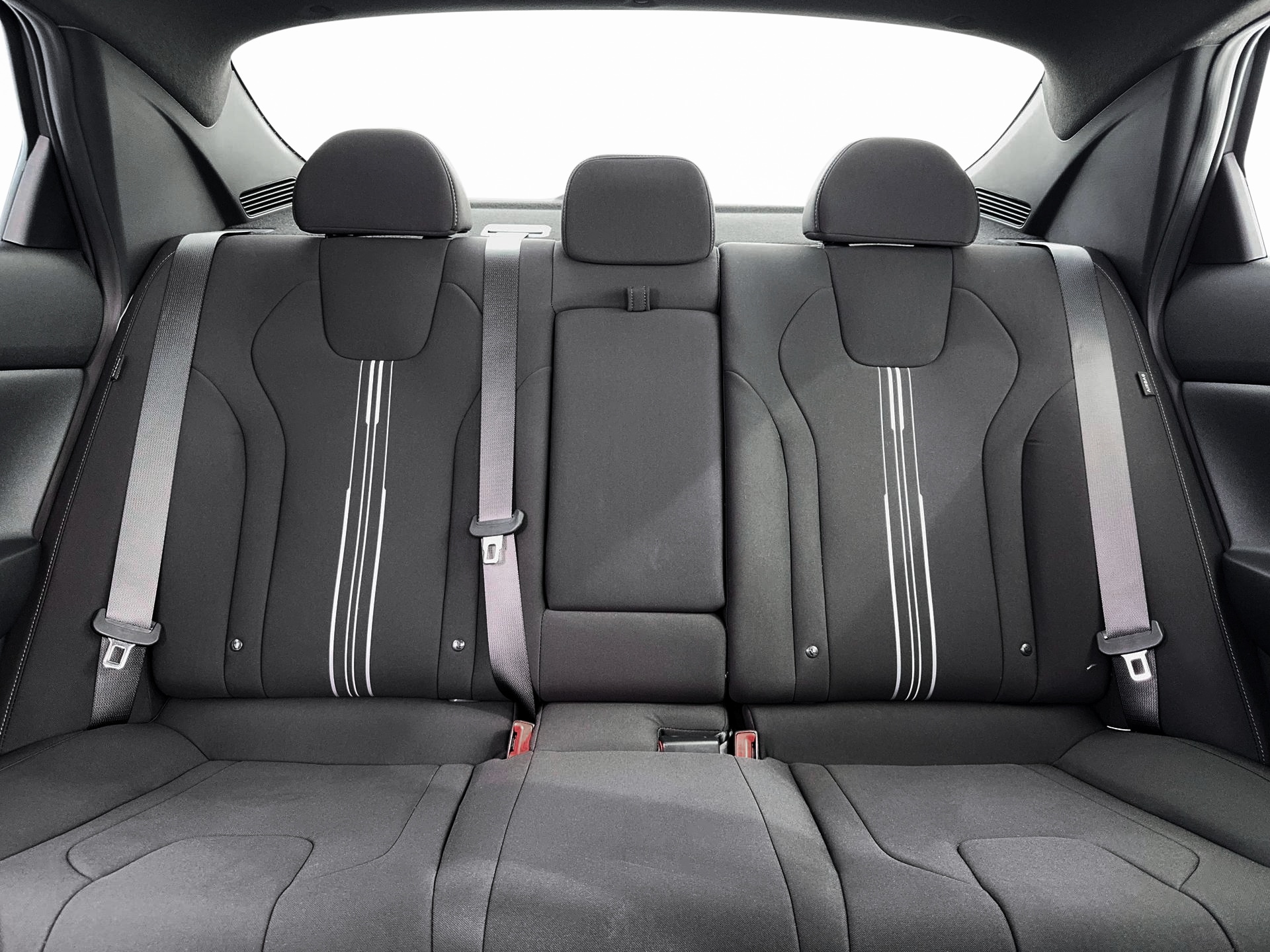 2026 Hyundai Elantra SEL - Photo 16