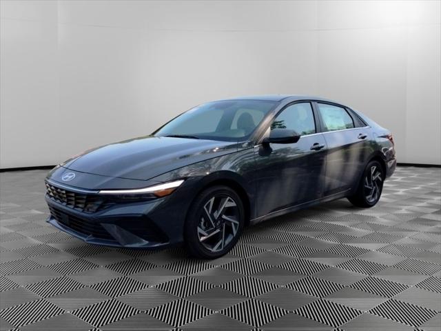 2025 Hyundai Elantra Hybrid Limited photo 3