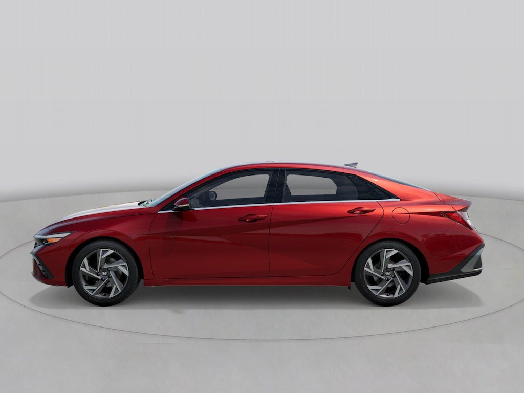2026 Hyundai Elantra Limited photo 3
