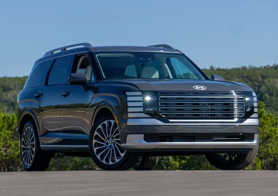  Family riding in vehicle