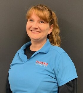 Staff member Lesley Potts from ID_d61e831477df