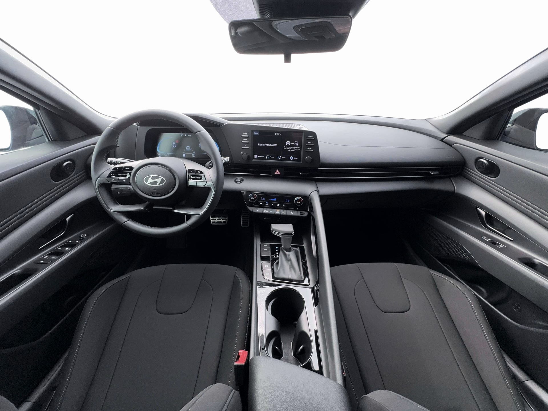 2026 Hyundai Elantra SEL - Photo 13