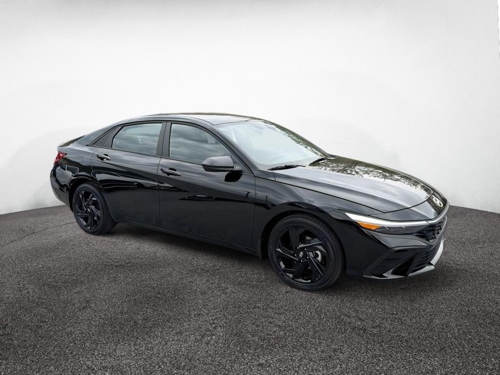 New 2026 Hyundai Elantra SEL Sport Sedan