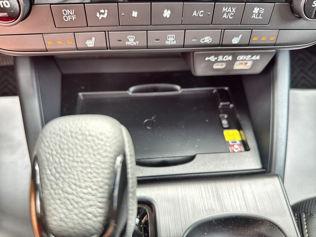 2026 Subaru Outback Limited - Photo 17