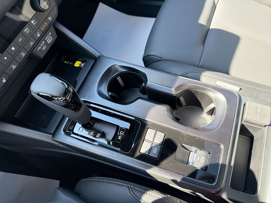 2026 Subaru Outback Touring XT - Photo 28