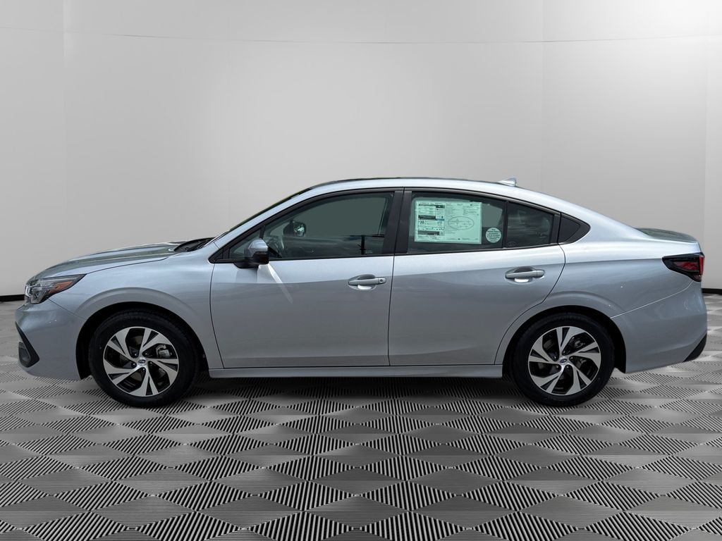 2025 Subaru Legacy Premium photo 4