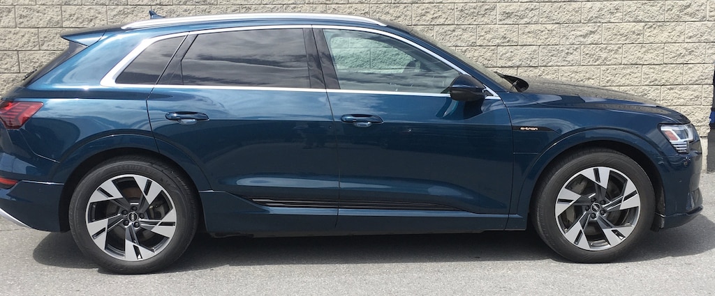 Used 2022 Audi e-tron Premium Plus SUV