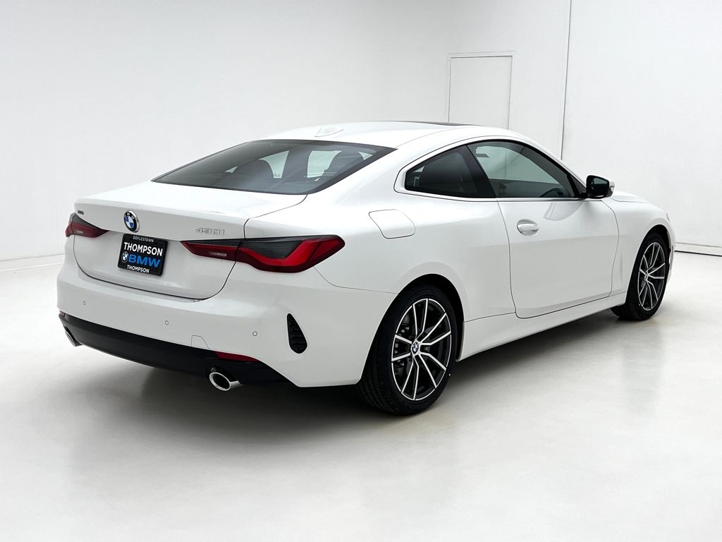 2026 BMW 4 Series 430i - Photo 6