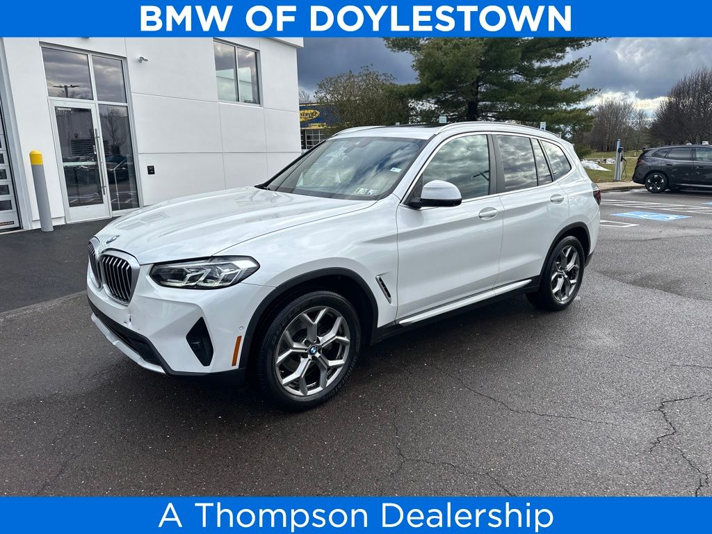 2023 BMW X3 30i's photo