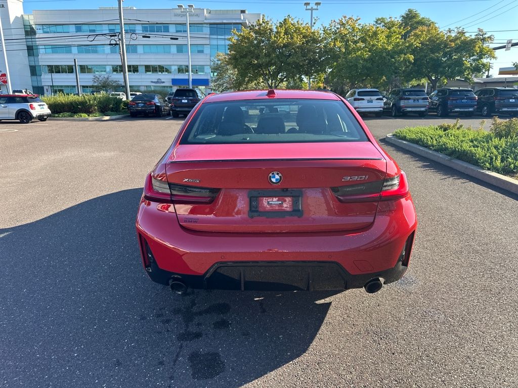 2023 Bmw 330i xDrive photo 4