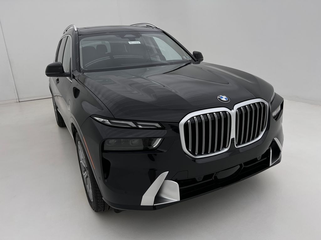 New 2026 BMW X7 xDrive40i SUV