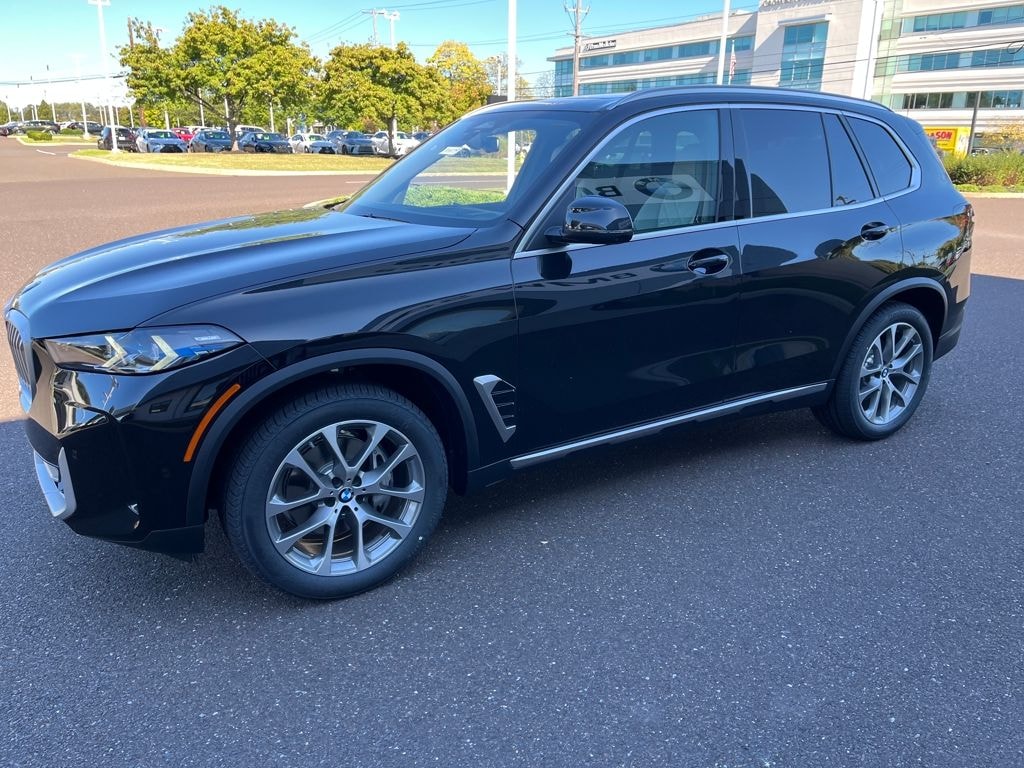 New 2026 BMW X5 xDrive40i SUV
