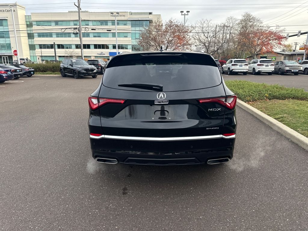 2023 Acura MDX Advance SH-AWD photo 2