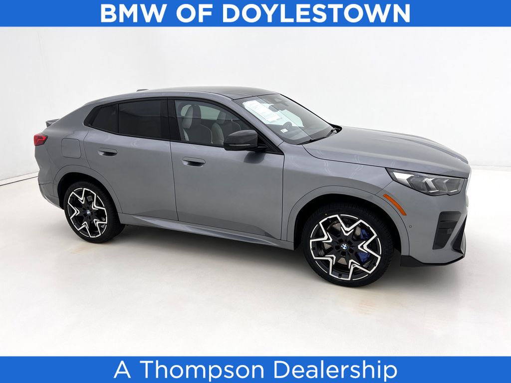 2025 BMW X2 35i