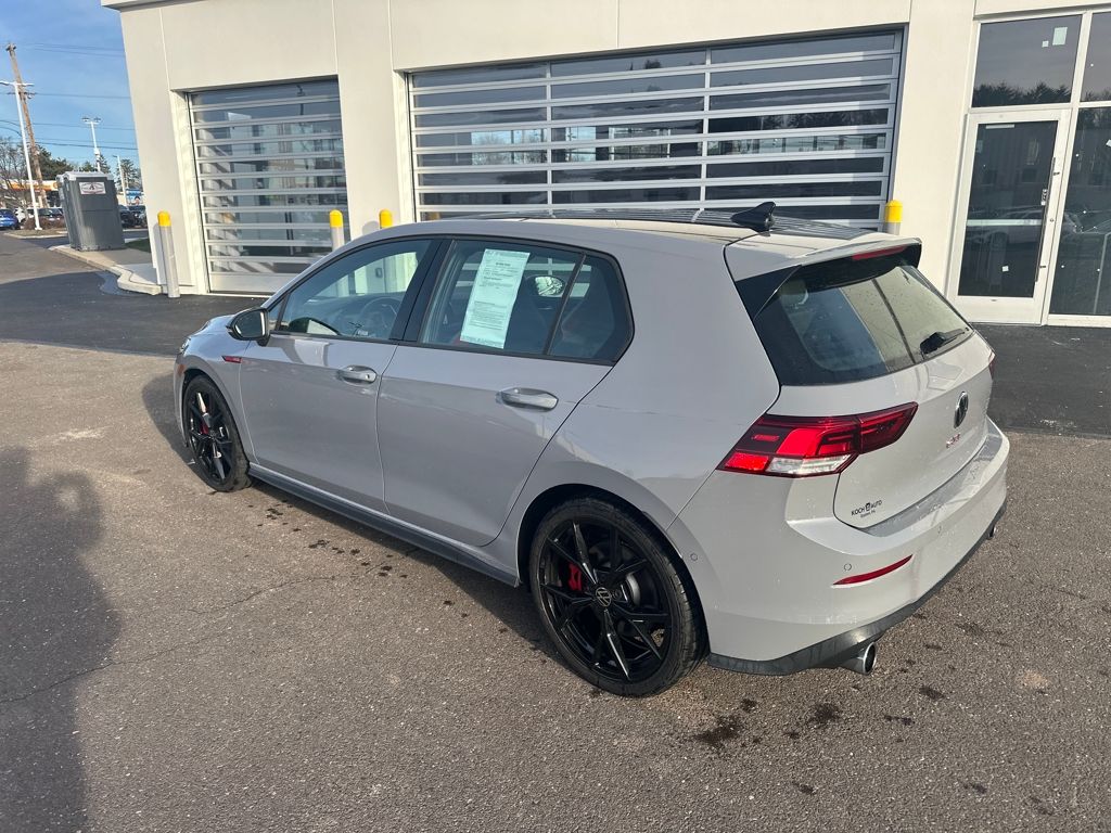 2024 Volkswagen Golf GTI 380 Autobahn photo 3