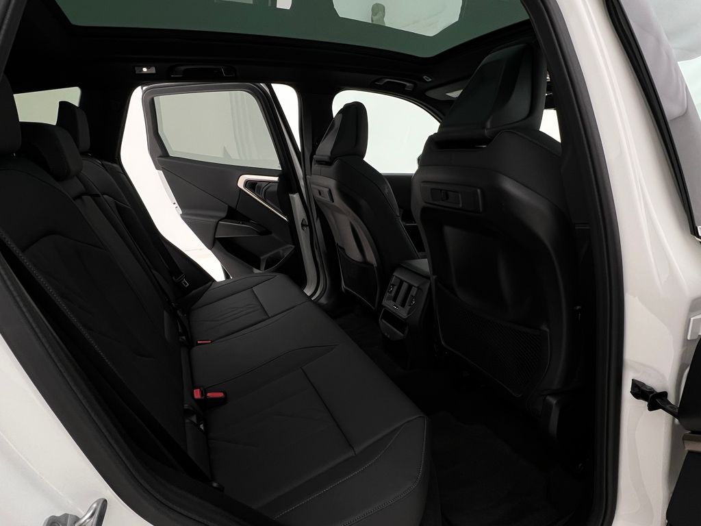 2025 BMW X3 30 - Photo 14