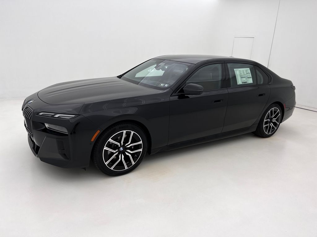 New 2026 BMW 740i xDrive Sedan