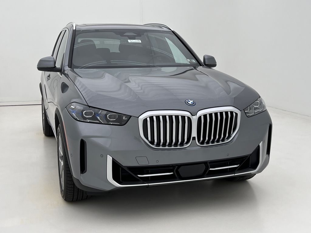 New 2026 BMW X5 PHEV xDrive50e SUV