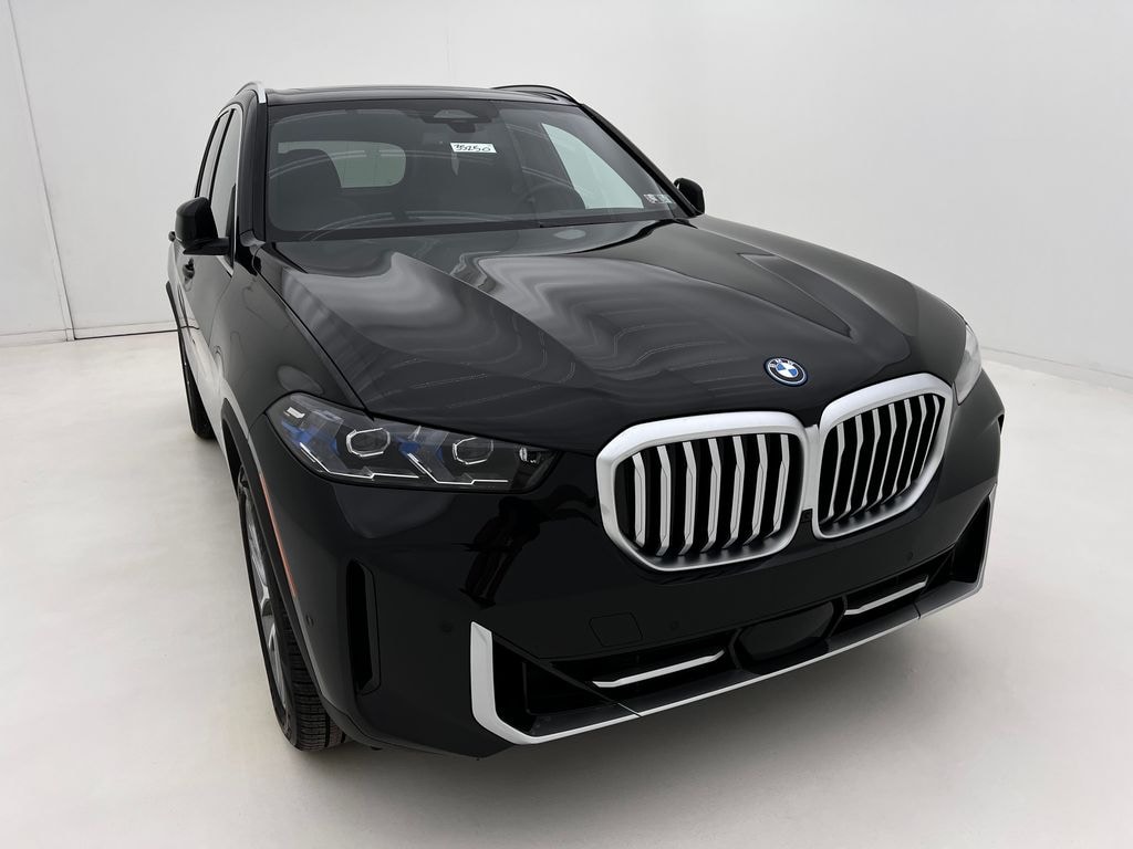 New 2026 BMW X5 PHEV xDrive50e SUV