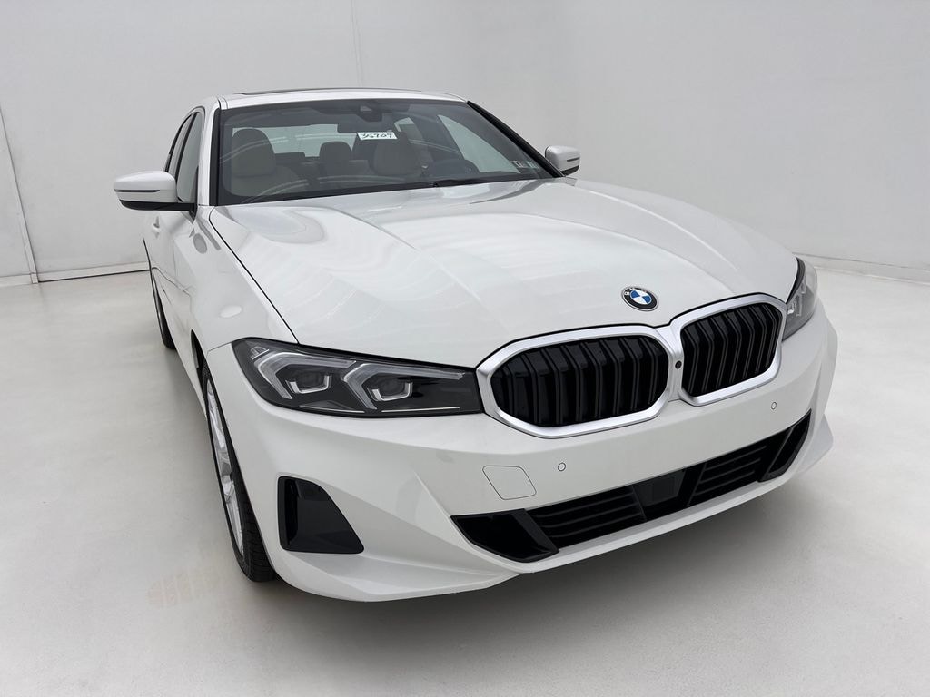 New 2026 BMW 330i xDrive Sedan
