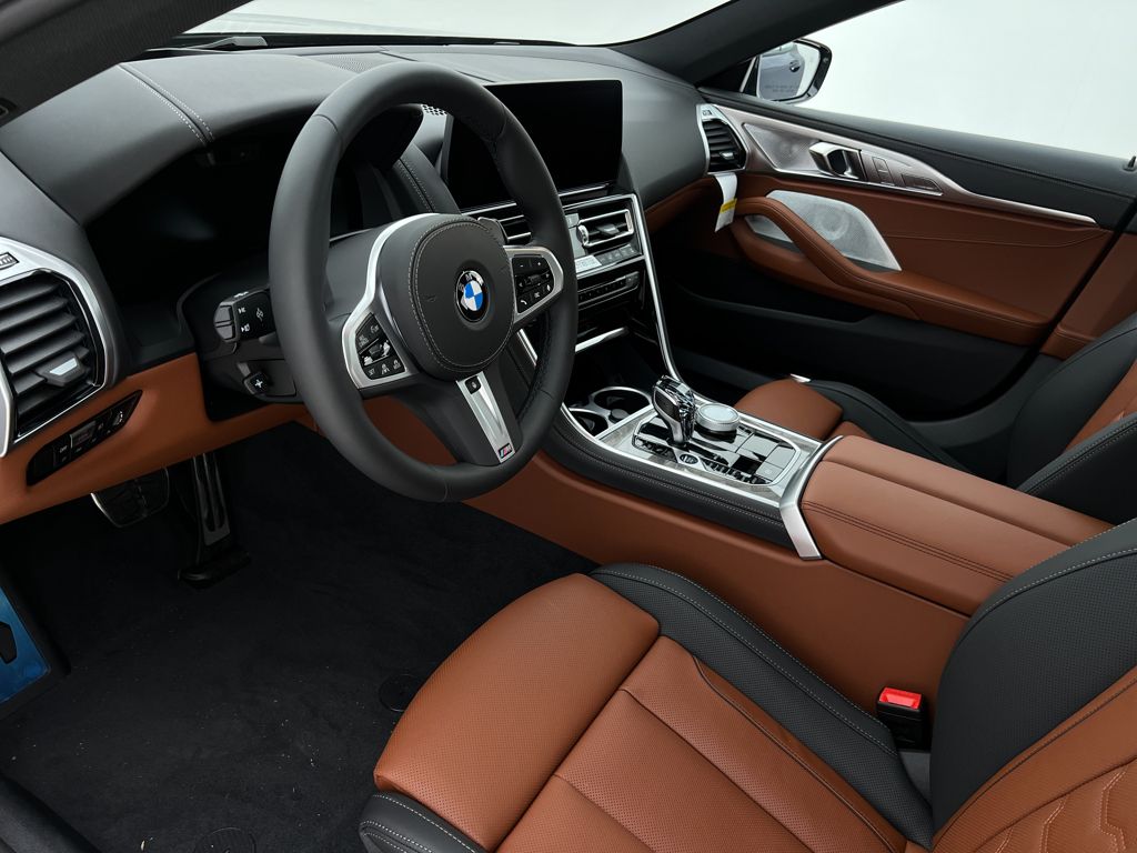 2026 BMW 8 Series 840i - Photo 10