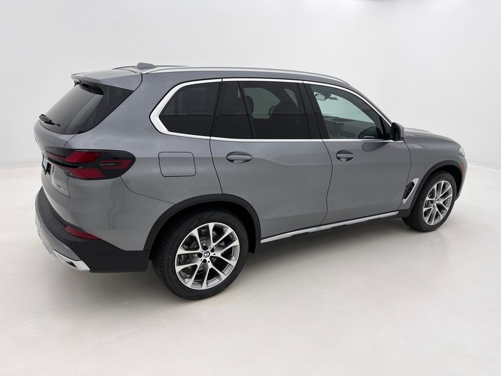 New 2026 BMW X5 xDrive40i SUV