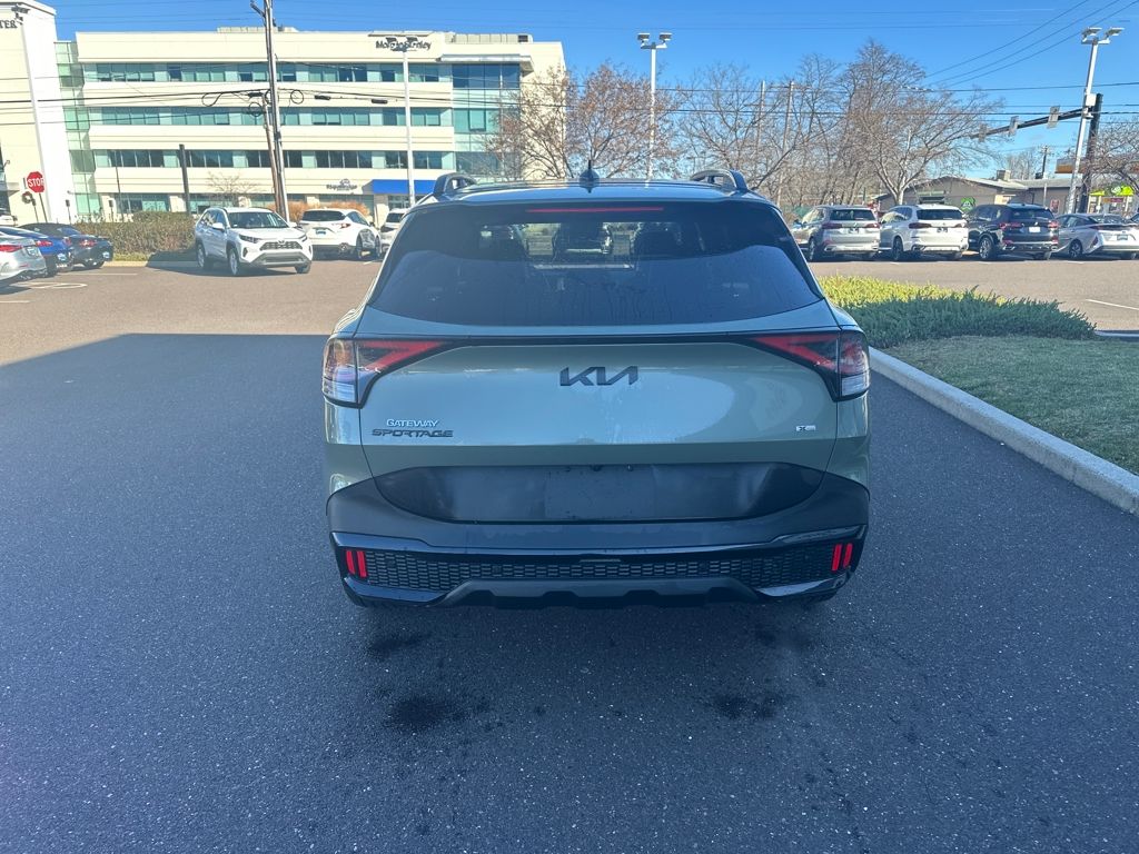 2025 Kia Sportage Plug-In Hybrid X-Line photo 4