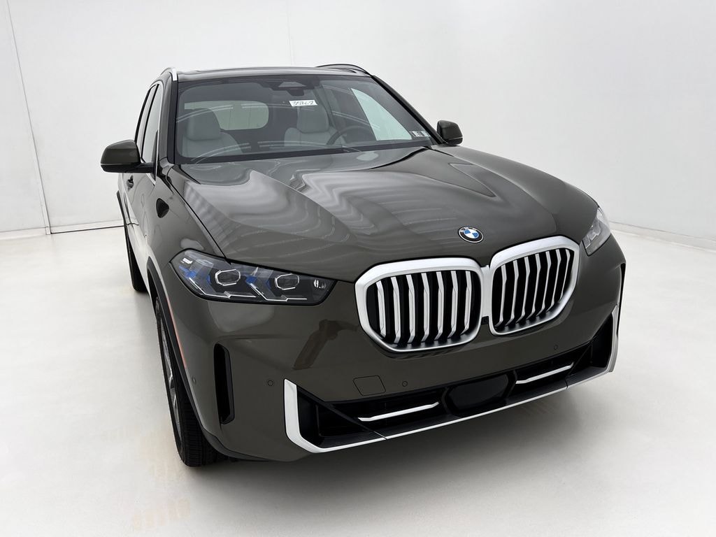New 2026 BMW X5 xDrive40i SUV