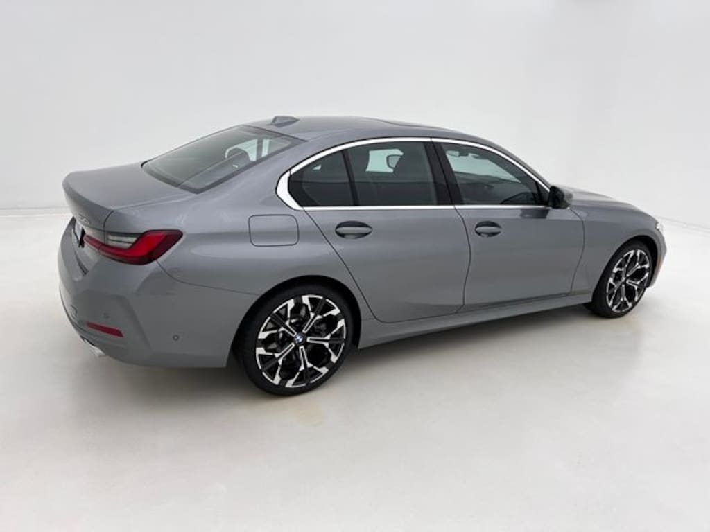 New 2026 BMW 330i xDrive Sedan