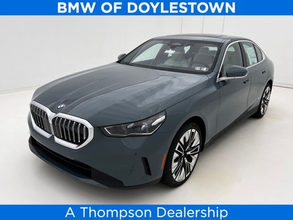 New 2026 BMW 530i xDrive Sedan